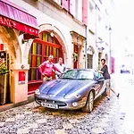 Отель Renaissance 4*