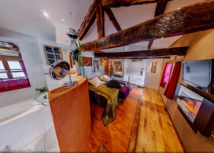 Renaissance Отель