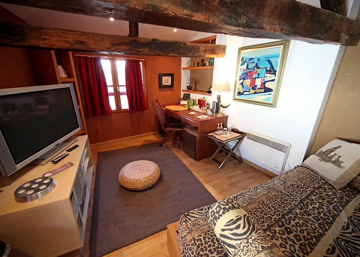 Renaissance Кастр