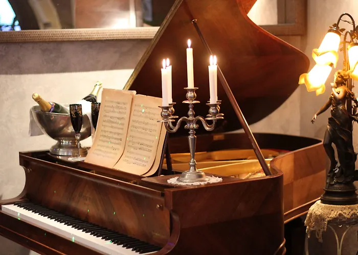 Renaissance 4* Кастр