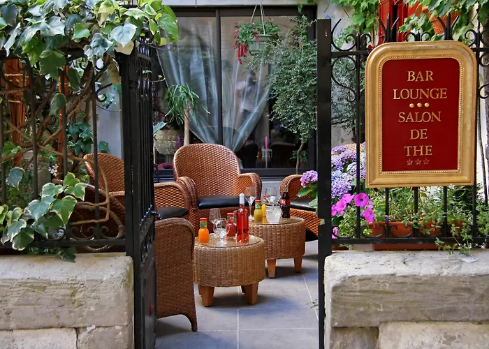 Renaissance 4* Кастр