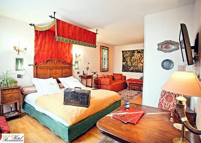 Renaissance Отель