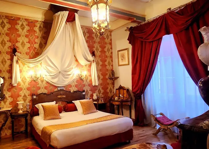 Отель Renaissance