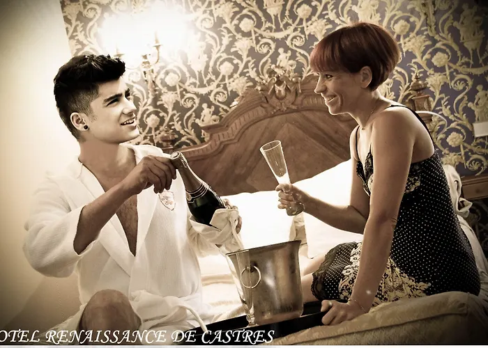 Renaissance Отель 4*