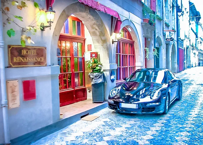 Renaissance Отель Кастр