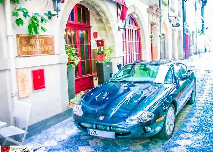 Renaissance Отель 4*