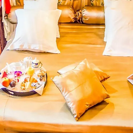 Hotel Renaissance 4*